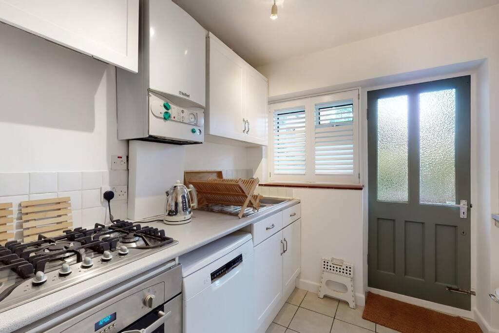 Stunning 2 Bed Flat In Richmond Lägenhet Saint Saint Kew Exteriör bild