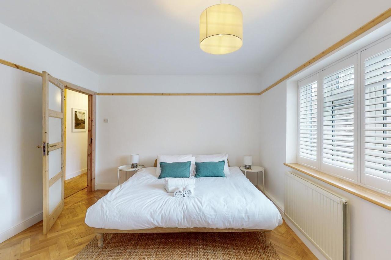 Stunning 2 Bed Flat In Richmond Lägenhet Saint Saint Kew Exteriör bild