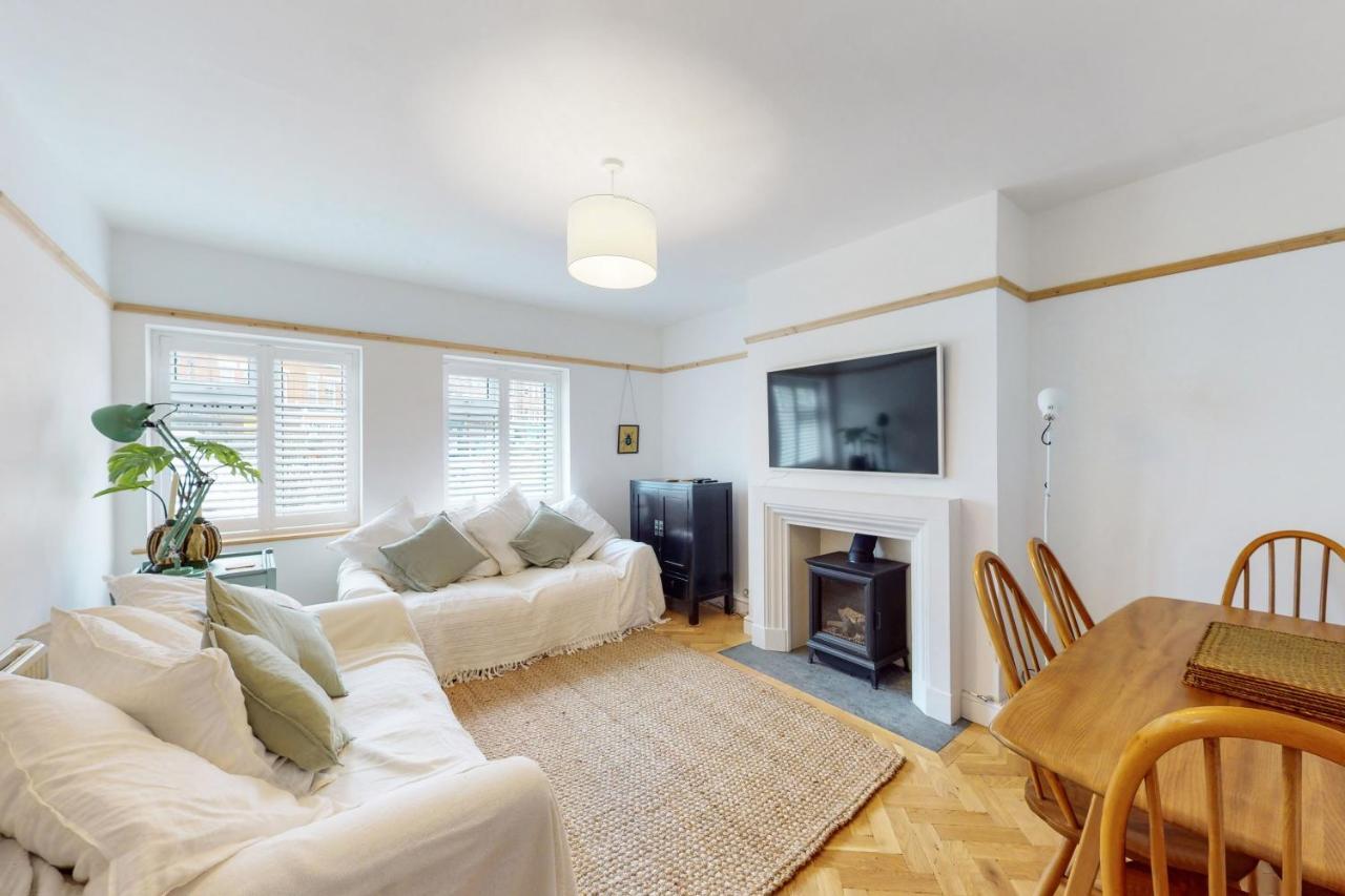 Stunning 2 Bed Flat In Richmond Lägenhet Saint Saint Kew Exteriör bild